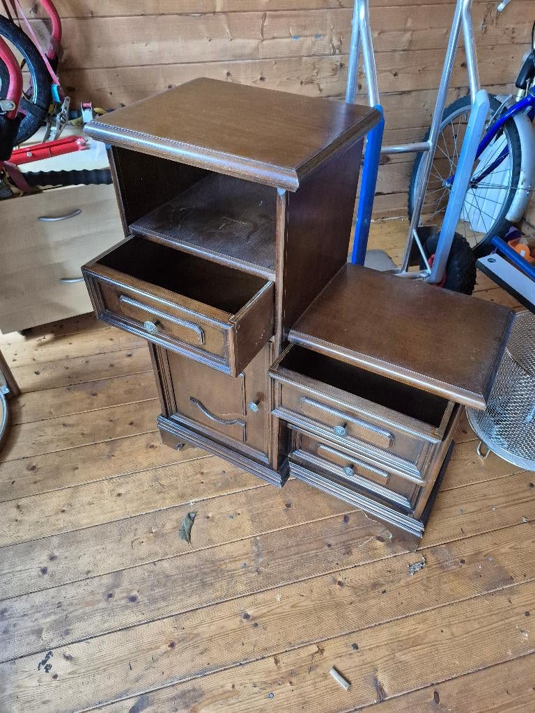 Antiek kastje, Ophalen