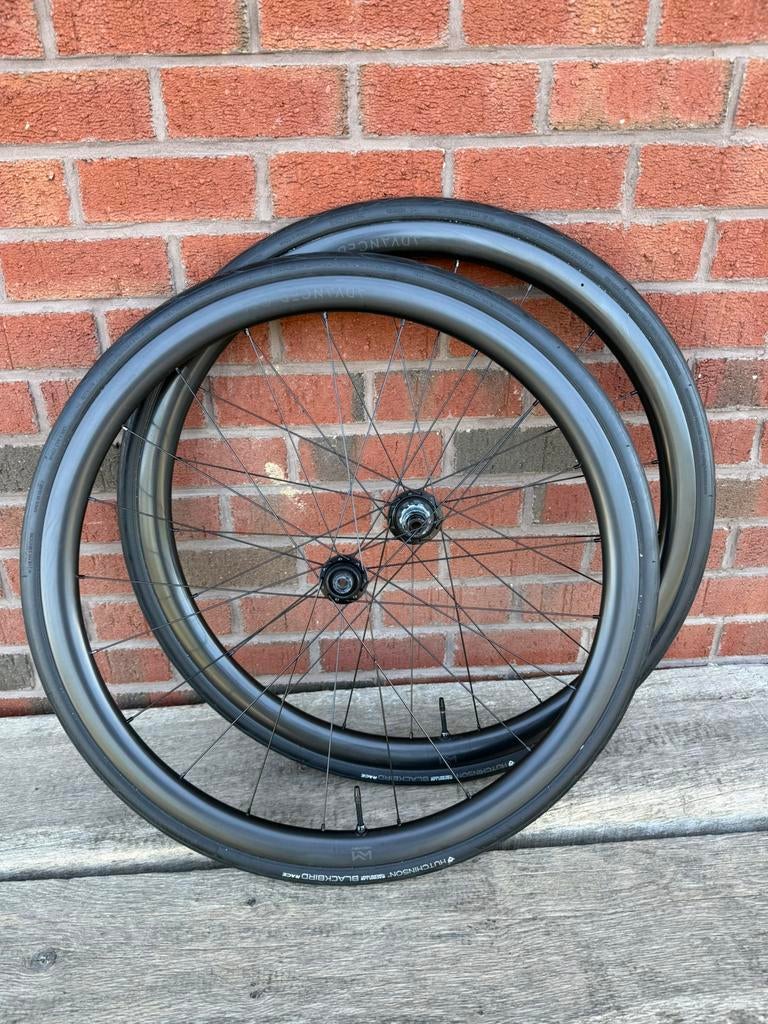 NEWMEN Advanced G.34 - weg/gravel - uitstekende conditie, Fietsen en Brommers, Fietsonderdelen, Nieuw, Wiel, Carbon, Ophalen