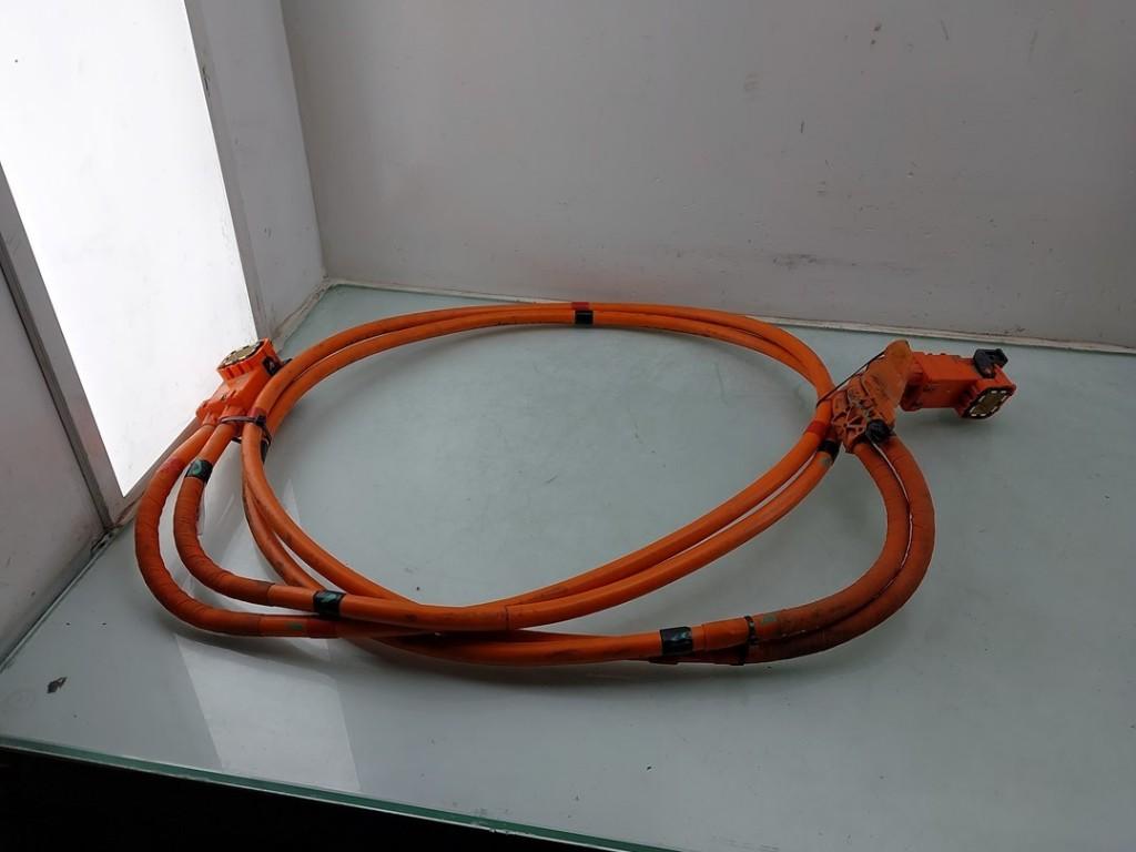 CÂBLE HT (HAUTE TENSION) ABS Tesla Model 3 (|110900300D|), Autos : Pièces & Accessoires, Électronique & Câbles, Autres marques automobiles