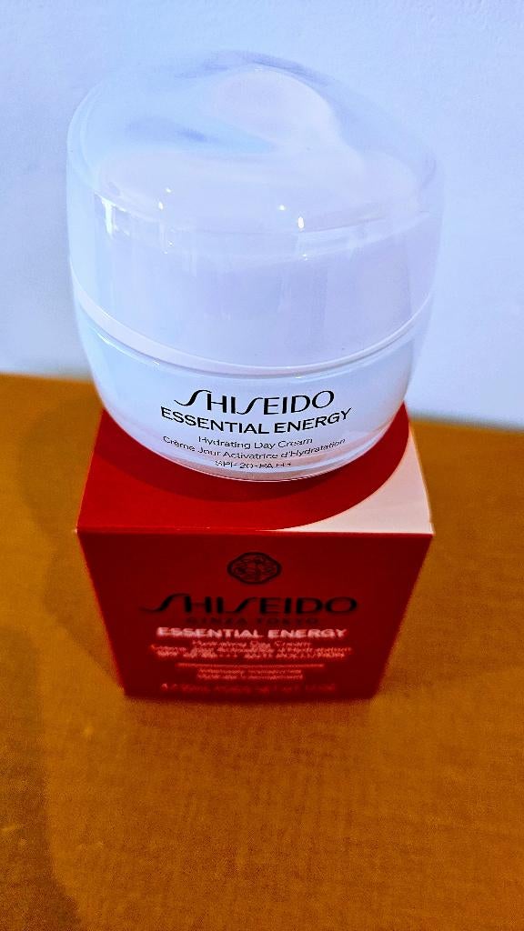 Shiseido  Essential Energie Hydrating Day Cream SPF20, Ophalen of Verzenden, Nieuw