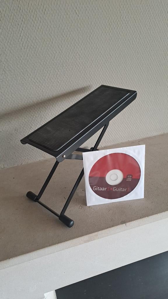 Gitaarbenodigheden, Ophalen