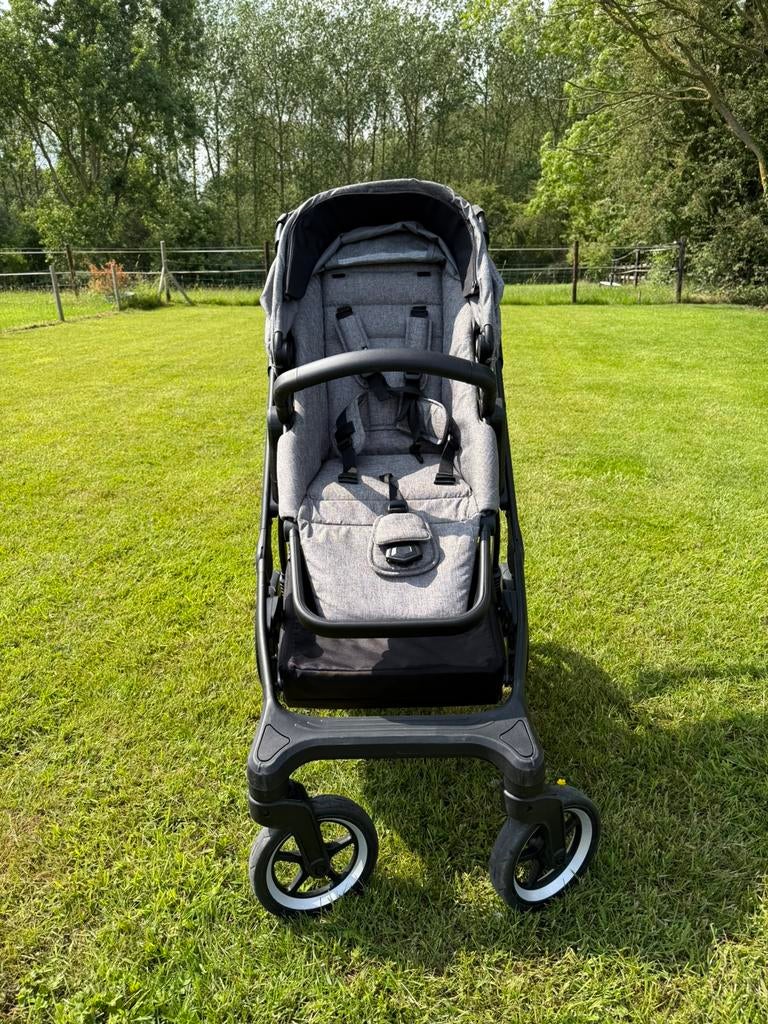 Thule sleek, Kinderen en Baby's, Ophalen, Zo goed als nieuw