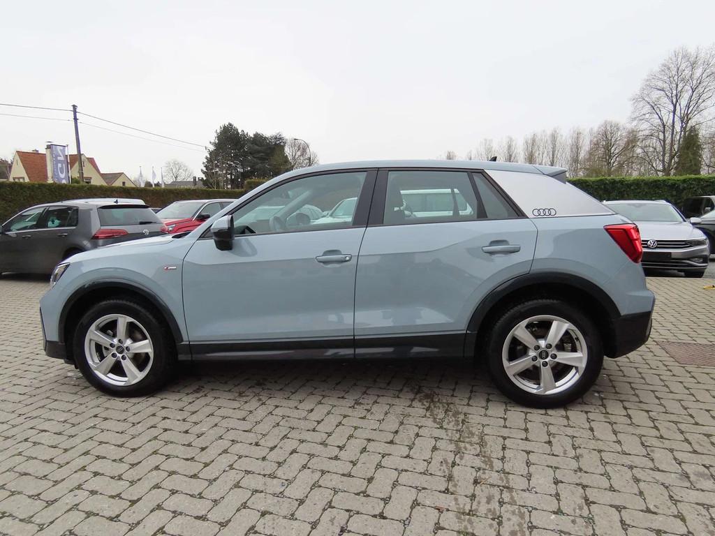 Audi Q2 Q2 30 TFSI S line (bj 2023), Gebruikt, https://public.car-pass.be/vhr/9ec13e87-daaf-45e0-a20f-3b1522da05a1, 5 deurs, Electronic Stability Program (ESP)