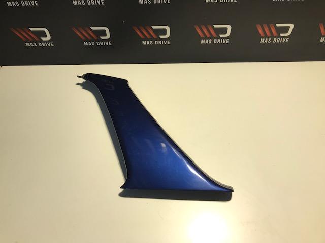 Mitsubishi 3000GT center pillar links, Utilisé