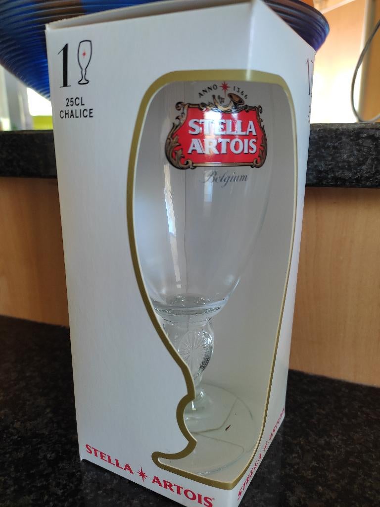 Verre "Chalice" Stella Artois., Collections, Marques de bière, Enlèvement ou Envoi, Neuf, Verre ou Verres, Stella Artois