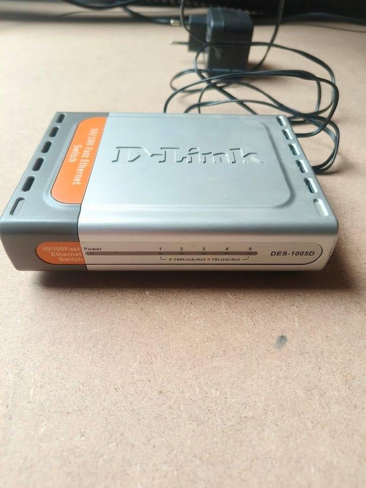 D-Link Switch DES-1005D, Enlèvement, Utilisé