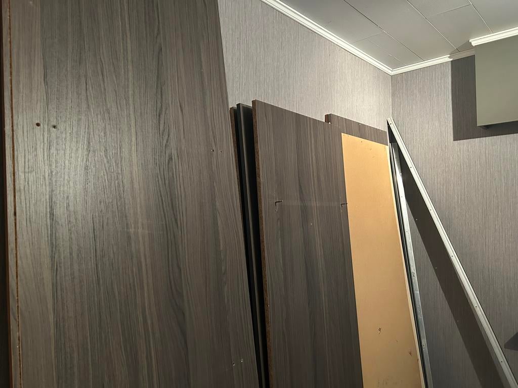 Slaapkamer kast- afgebroken, goede conditie/gebruikt, Ophalen, Gebruikt