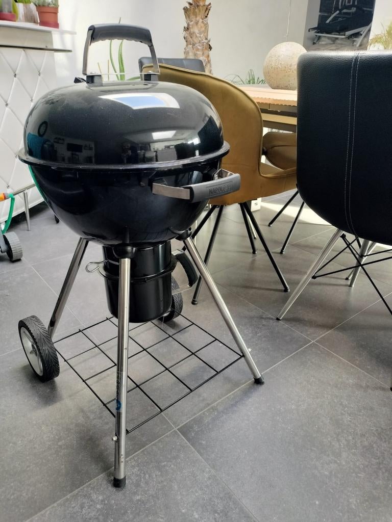 Barbecue neuf Napoléon double grille 99€ tel 0497571360, Jardin & Terrasse