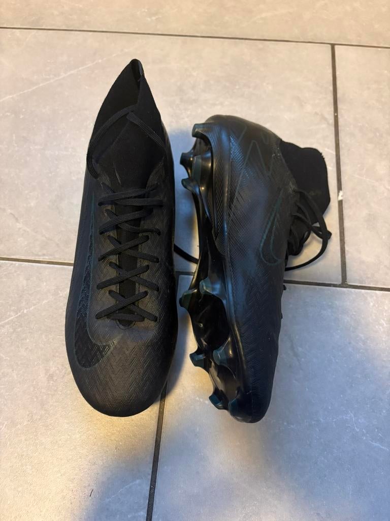 Chaussures de football Nike, Enlèvement, Comme neuf