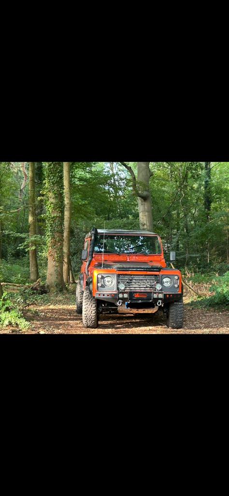 Landrover defender 90td5, Autos, Achat, 2500 cm³, Boîte manuelle, Autres couleurs