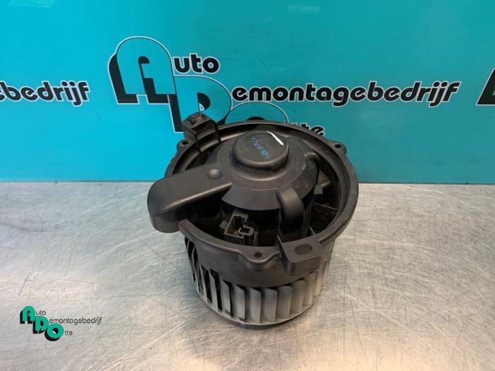 Moteur de ventilation chauffage d'un Mitsubishi Colt (Colt 0, -, 3 mois de garantie, Utilisé, Mitsubishi