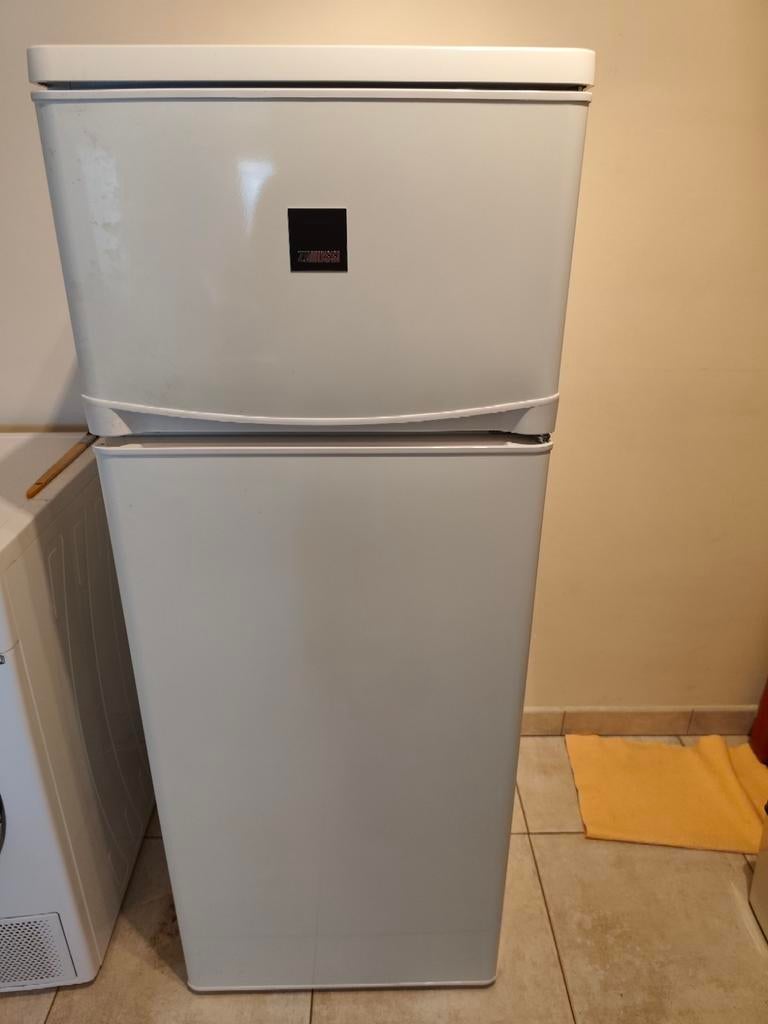 réfrigérateur combiné + petit congélateur marque Zanussi, Electroménager, Réfrigérateurs & Frigos, 120 à 140 cm, Enlèvement, Utilisé