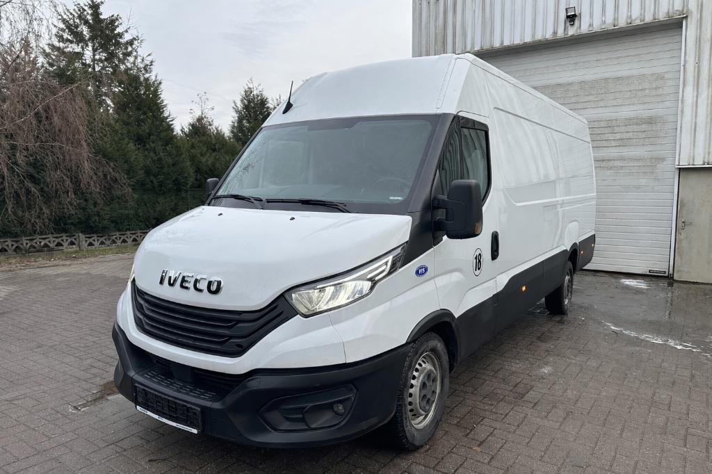 IVECO DAILY 2024 35S18 175PK L4H2 | HUURKOOP €449,58/Maand, Auto's, Bestelwagens en Lichte vracht, Automaat, 4 cilinders, Iveco