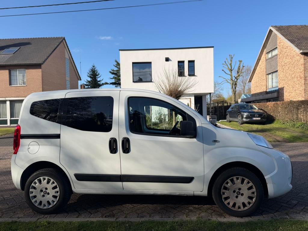 Fiat Qubo 1.3 Benzine Euro5 Airco CarPlay *Blanco Gekeurd, Auto's, Fiat, Euro 5, Handgeschakeld, 5 deurs, Particulier