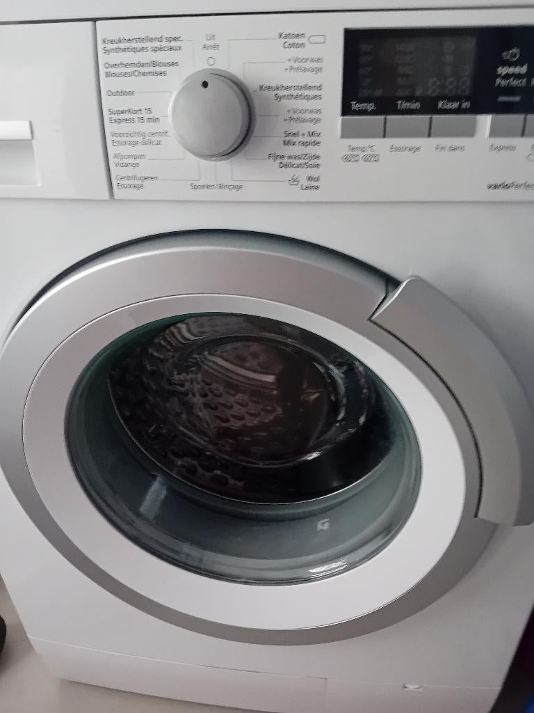 Wasmachine, Electroménager, Lave-linge, 1200 à 1600 tours, 85 à 90 cm, Programme lavage à la main, Chargeur frontal