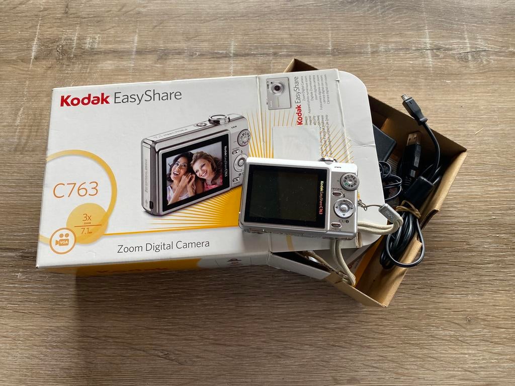 Digitale fotocamera, Audio, Tv en Foto, Ophalen, Zo goed als nieuw, Kodak