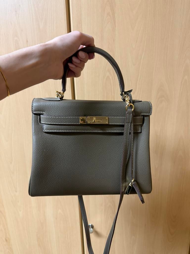 Hermes kelly etoupe 28, Handtassen en Accessoires, Tassen | Damestassen, Ophalen, Zo goed als nieuw