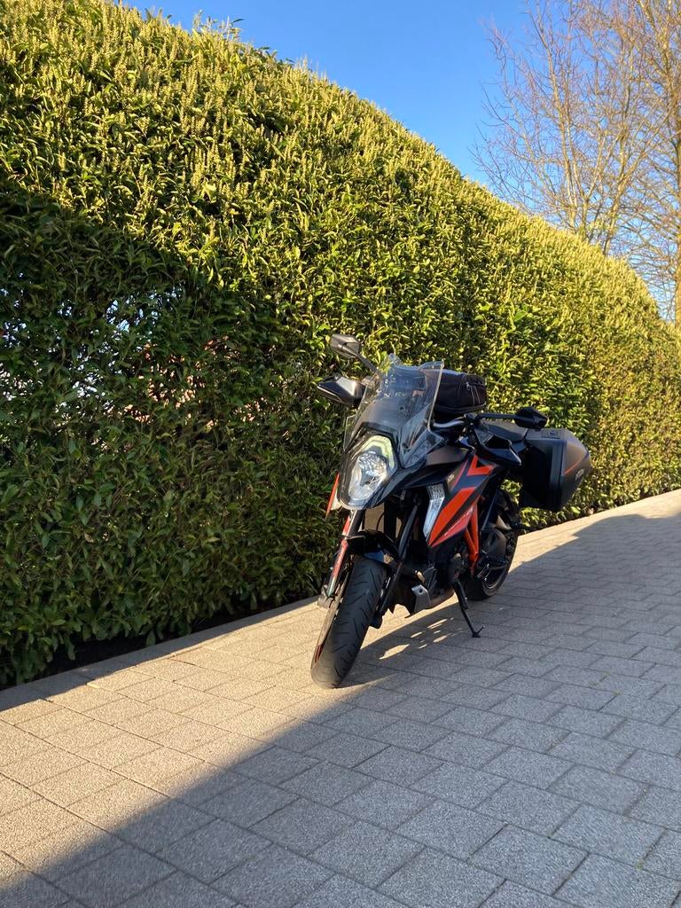 1290 ktm superduke gt, Motos, Motos | KTM, Tourisme, 2 cylindres, Particulier, Poignées chauffantes