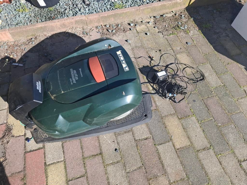 Robot maaier, Enlèvement