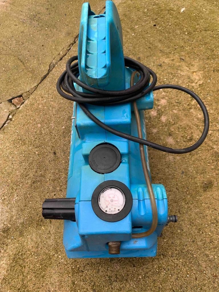 Karcher Profi-Jet 100 bars Nettoyeur haute pression, Enlèvement, Utilisé, Électrique, Avec arrêt et démarrage automatiques