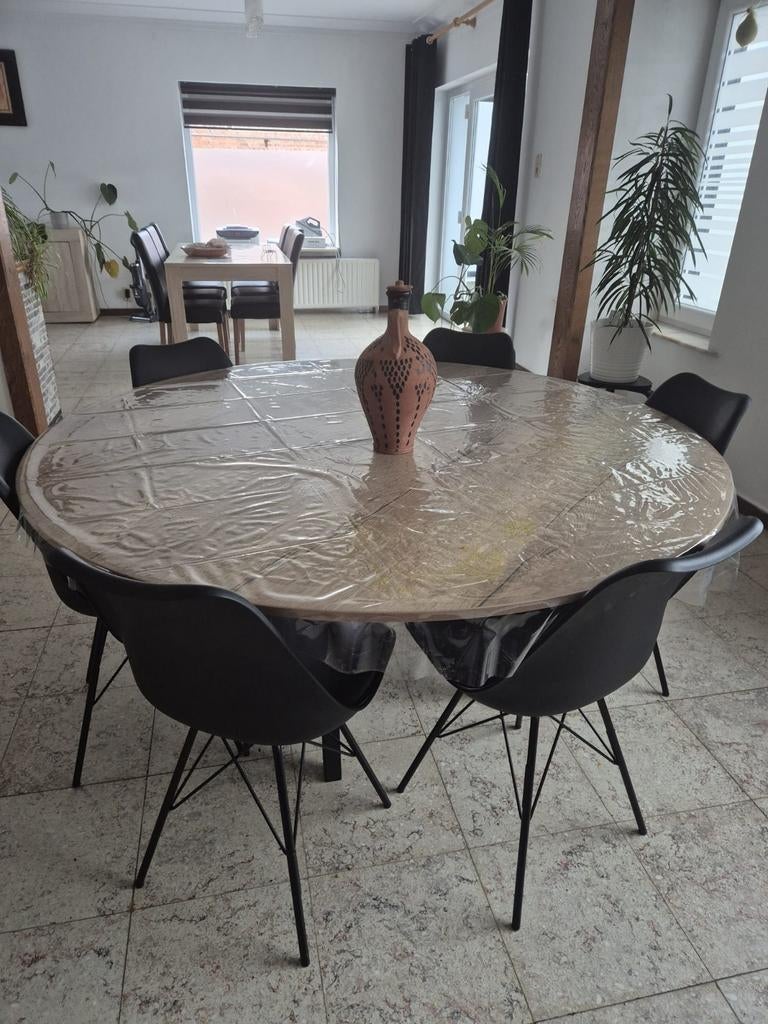 Ronde eettafel 160*76, Huis en Inrichting, Tafels | Eettafels, Ophalen