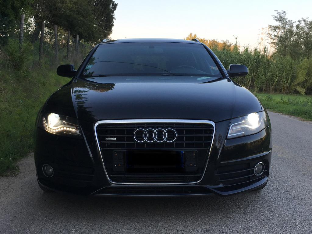 Audi A4 B8 voorgrill, Auto-onderdelen, Ophalen, Audi, Deur