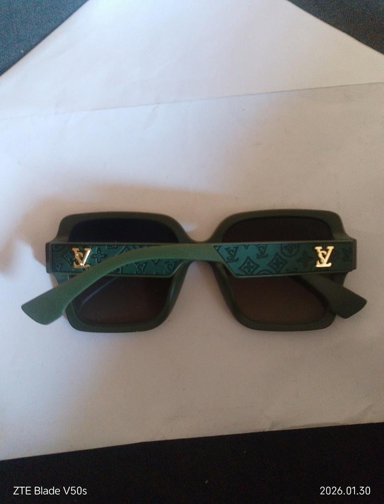 Zonnen Brill unisex Met Etui Silikon, Verzenden