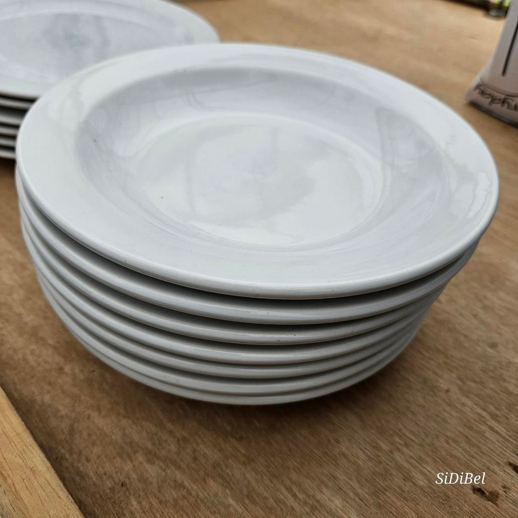 Volledig wit sterk servies, heel sterk. SUPERPRIJS, Huis en Inrichting, Keuken | Servies, Ophalen, Bord(en)