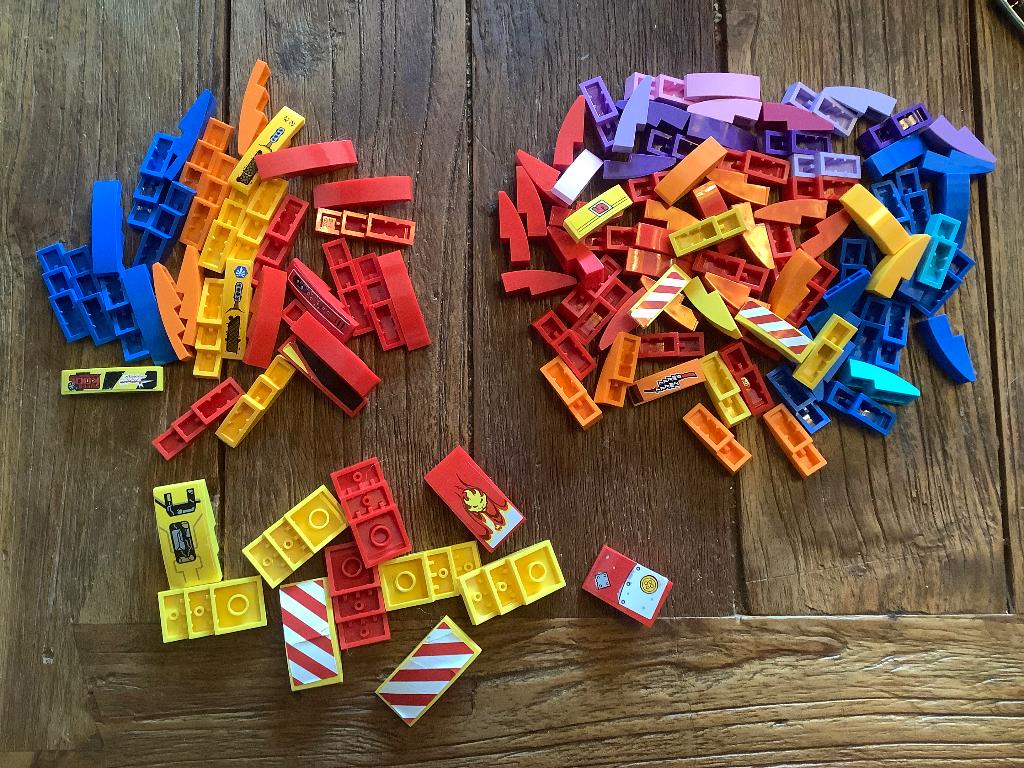 Lego slopes felle kleuren 127 stuks / 637-4, Ophalen of Verzenden, Zo goed als nieuw, Losse stenen, Lego