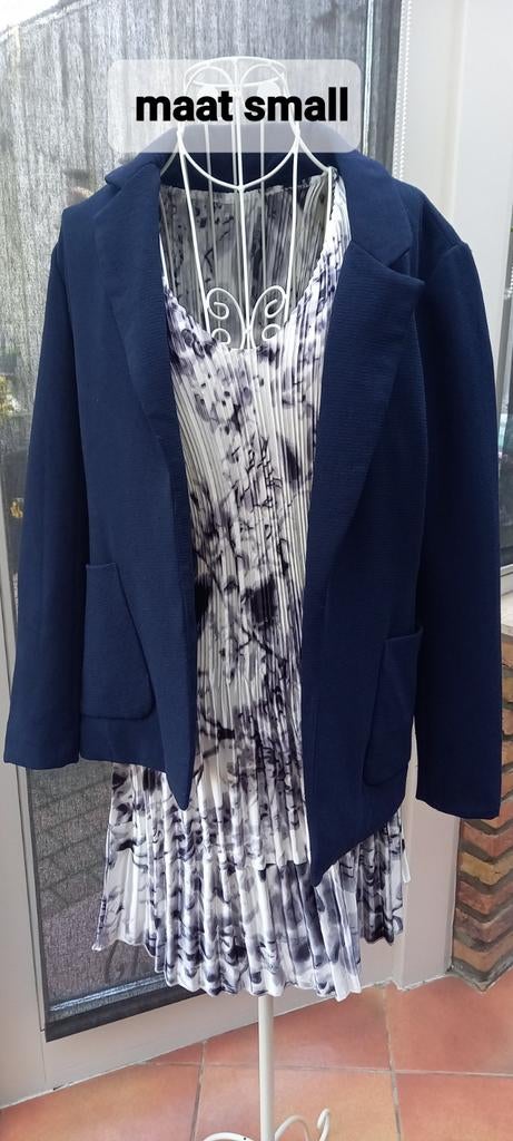 Prachtig kleedje en jasje, Kleding | Dames, Gelegenheidskleding, Ophalen of Verzenden