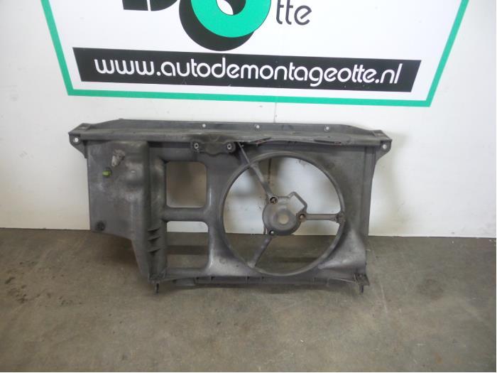 Panneau avant d'un Peugeot 206 (206 98-), -, 3 mois de garantie, Utilisé, -
