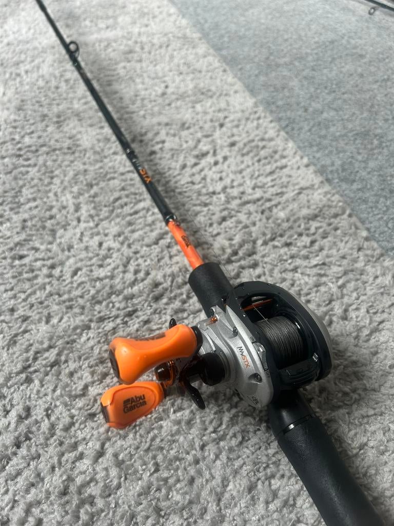 Combo Abu Garcia Max STX + nouveau fil tressé, Enlèvement, Comme neuf