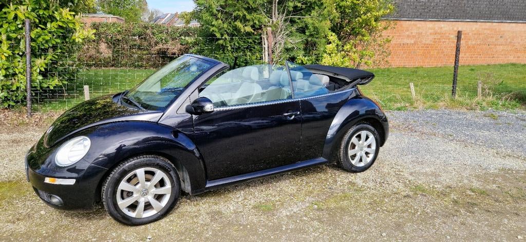 VOLKSWAGEN BEETLE CABRIOLET 1.6 ESSENCE TRES BON ETAT, Cuir, Autres modèles, Beige, Cabriolet