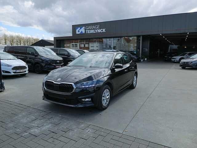 SKODA Fabia 1.0 TSi 110pk Automaat Business '24 22000km, Automaat, Euro 6, Zwart, Bedrijf