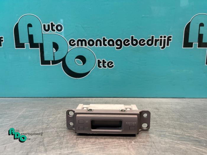 Horlogerie d'un Mazda Premacy (Premacy 98-), -, 3 mois de garantie, Mazda, Utilisé