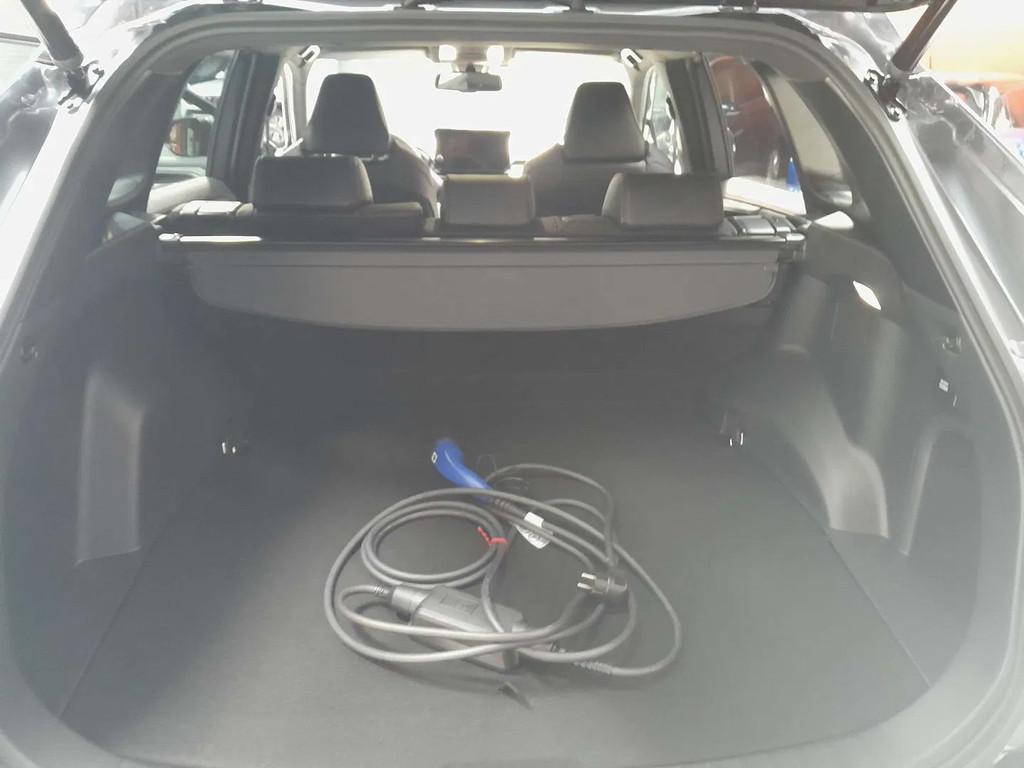 Suzuki Across Across PLUG-IN HYBRID (bj 2024, automaat), Auto's, Automaat, Gebruikt, Zwart, 4 cilinders