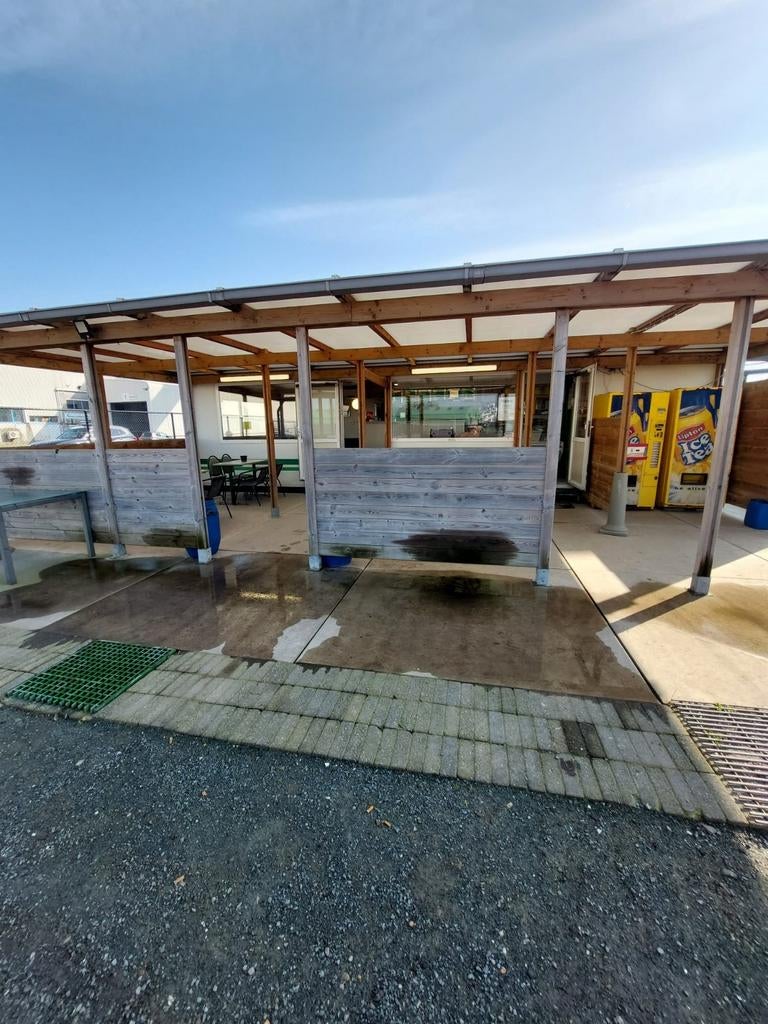 Frituur over te nemen, Zakelijke goederen, Ophalen