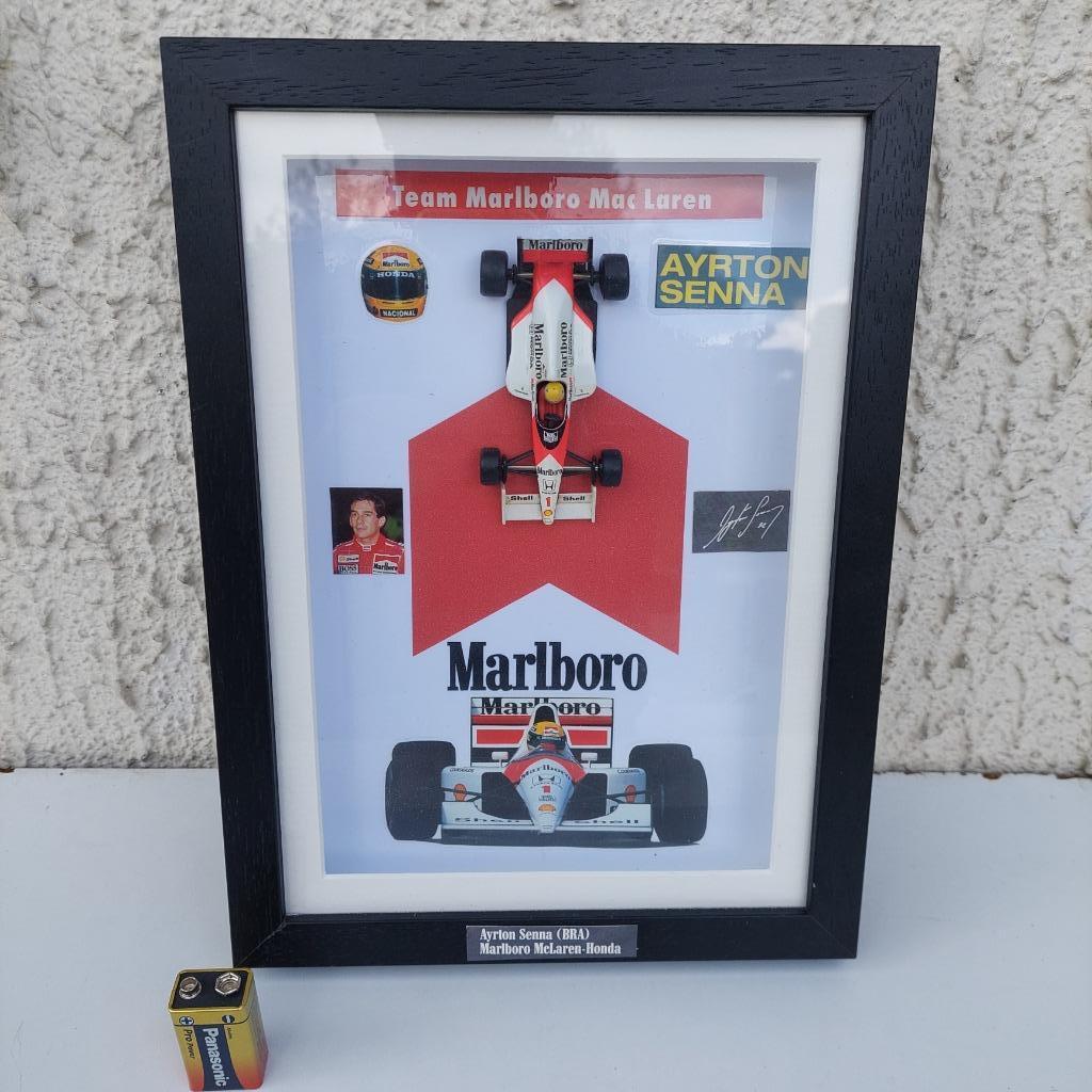CADRE CREATION ART AYRTON SENNA MARLBORO HONDA ONYX 1/43 N 1, Envoi, Comme neuf