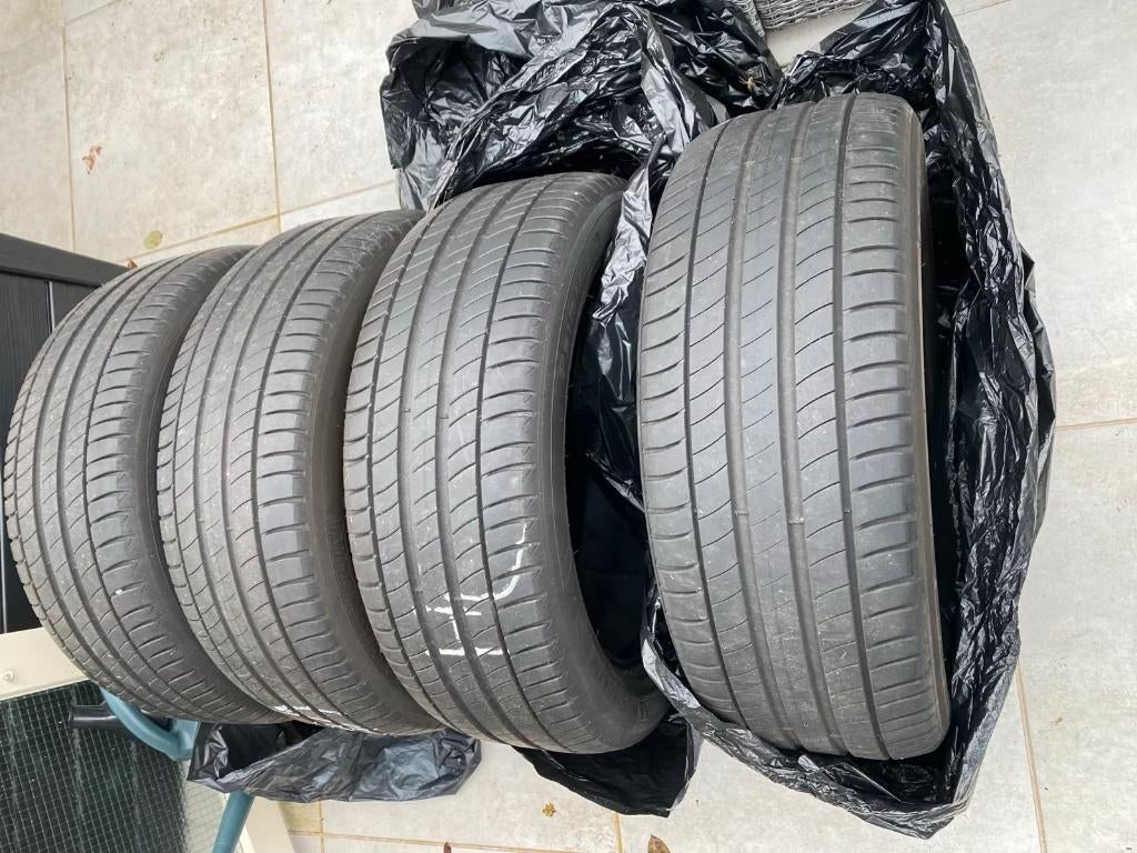 4 pneus d'été  Honda H-RV - 225/50 R18 95V, Véhicule de tourisme, Pneus été, Enlèvement, Utilisé