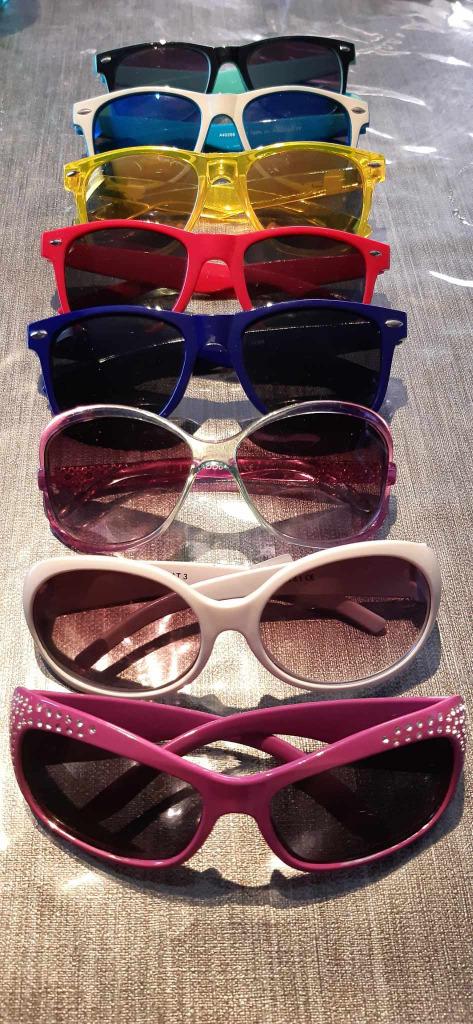 LUNETTES DE SOLEIL POUR ENFANTS, Enfants & Bébés, Enlèvement ou Envoi, Comme neuf