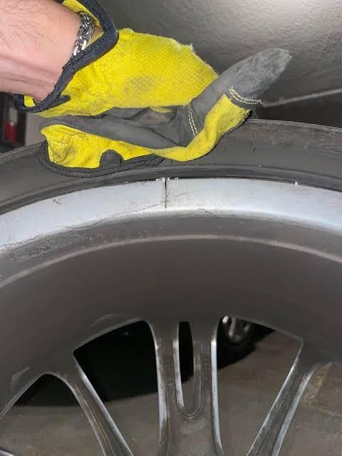 Réparation jante voiture fissuré ou voiler et griffer, Autos : Pièces & Accessoires