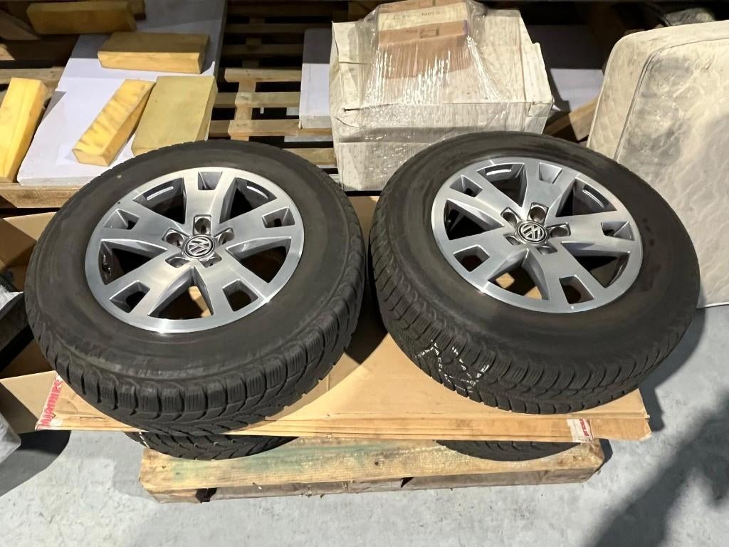4 pneus d'hiver avec jante, Enlèvement, Véhicule tout-terrain, Pneus hiver, Pneu(s)
