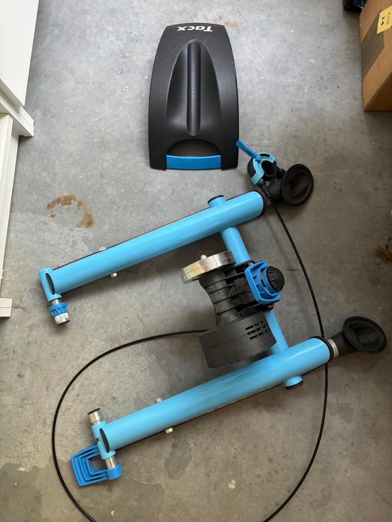 Tacx rollen fietstrainer, Ophalen, Zo goed als nieuw