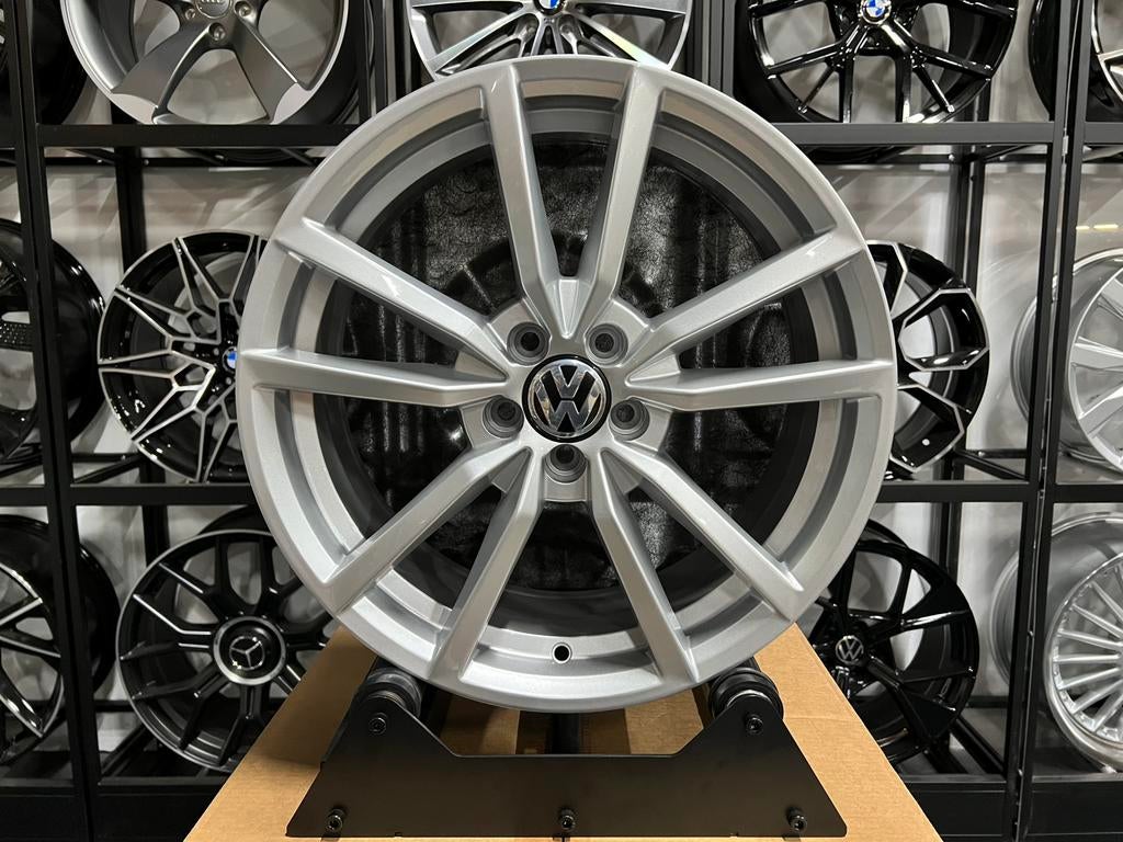 17'' Volkswagen velgen Pretoria LOOK 5X100 Polo 2G AUDI A1