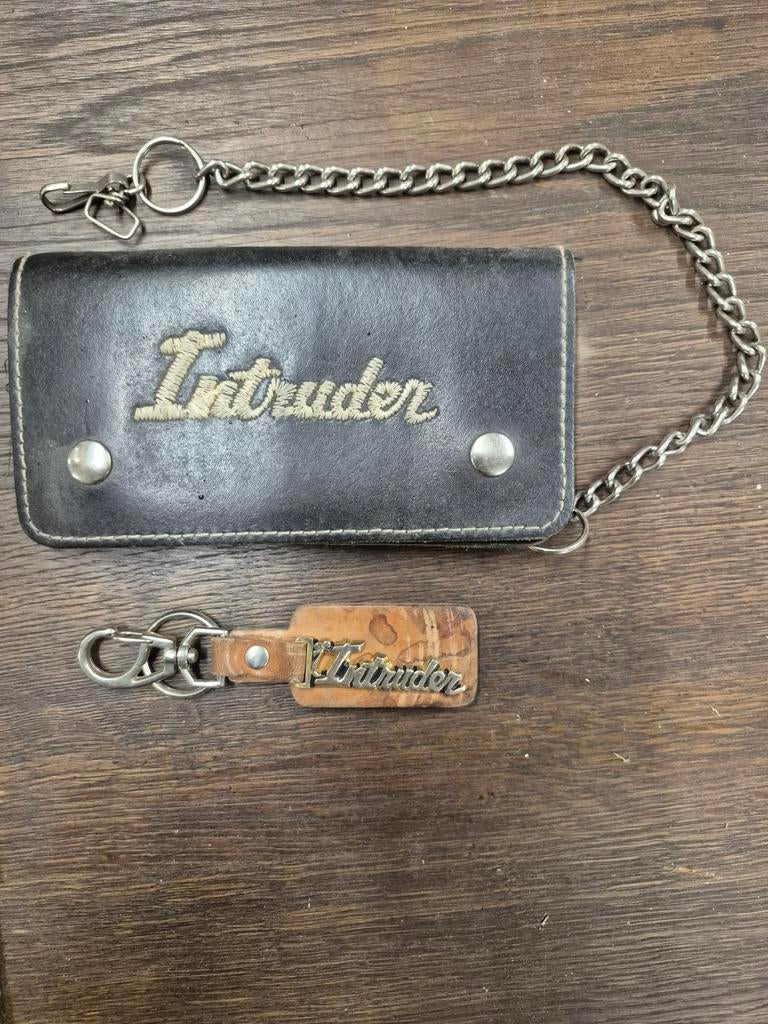 Beurs en sleutelhanger INTRUDER, Motos, Motos | Suzuki, Particulier