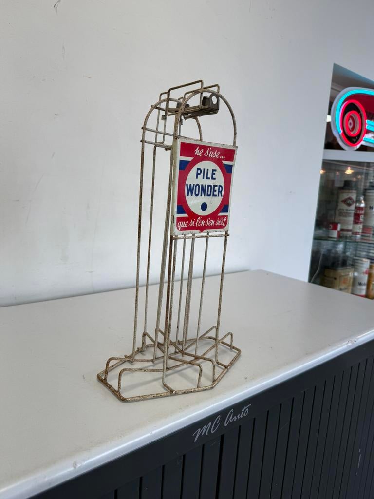présentoir publicitaire du magasin Pile Wonder, Collections, Enlèvement ou Envoi, Utilisé, Panneau publicitaire