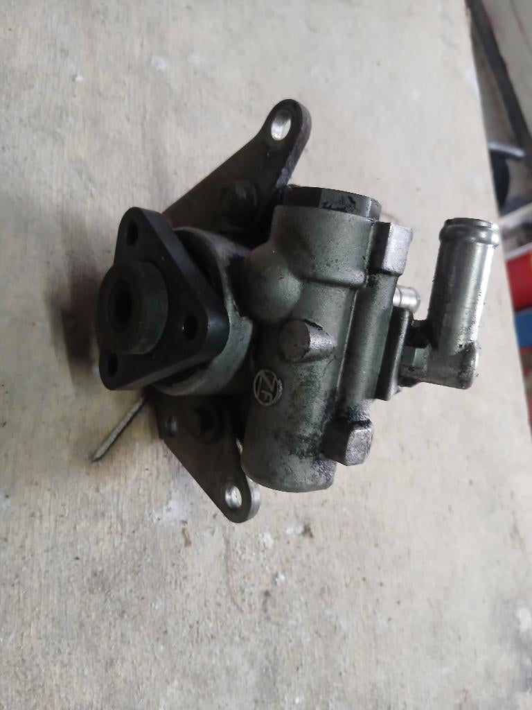 landrover 300tdi stuurpomp, Auto-onderdelen, Motor en Toebehoren, Ophalen of Verzenden, Gebruikt, Land Rover