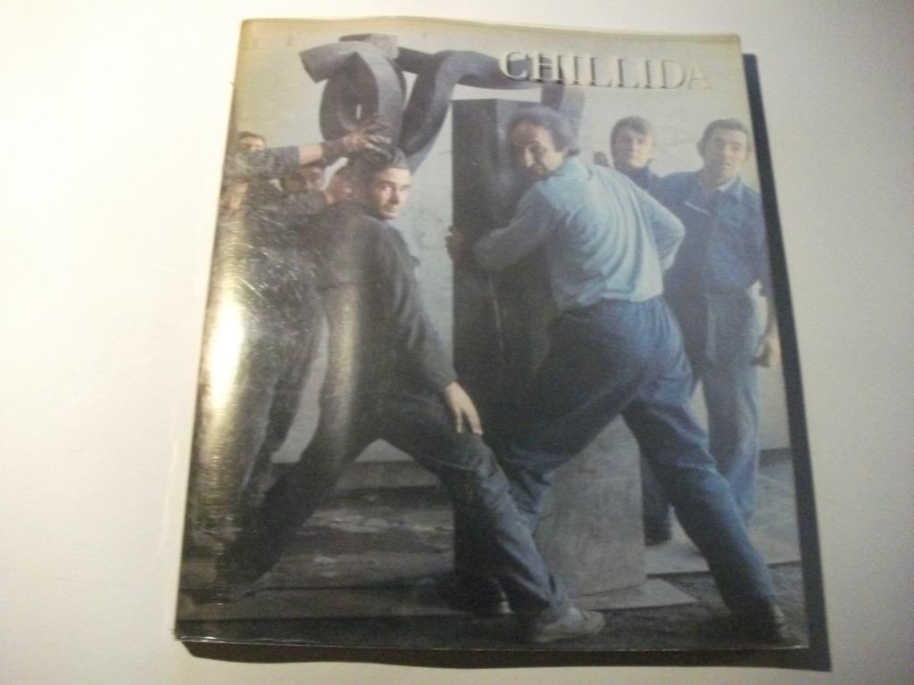 ChillidaTentoonstelling 1985 Museum vr Moderne Kunst Brussel, Boeken, Ophalen of Verzenden, Zo goed als nieuw, Beeldhouwkunst