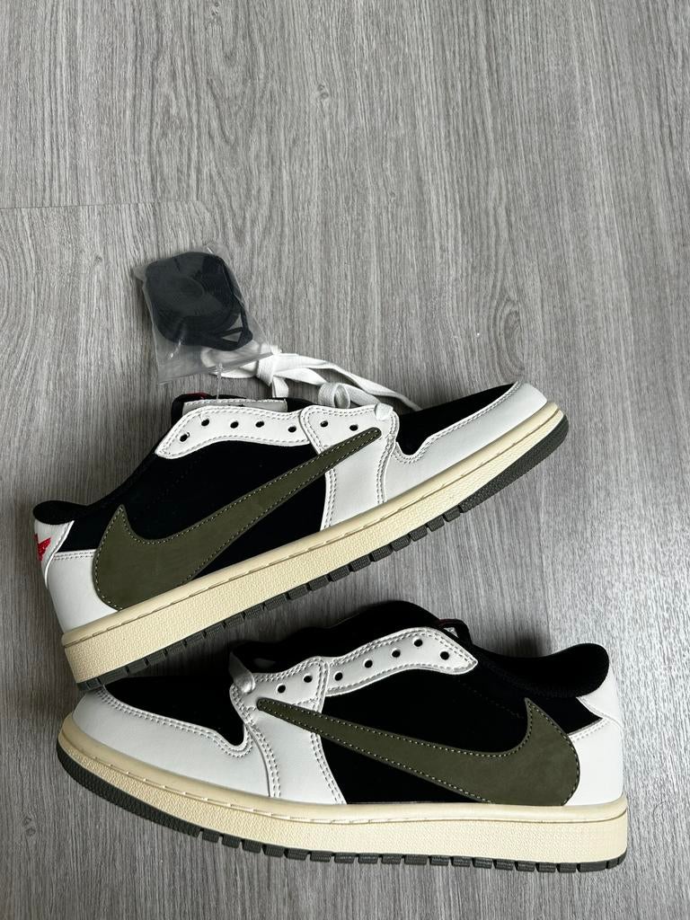 Chaussures Travis Scott, Vêtements | Hommes, Chaussures, Neuf, Enlèvement ou Envoi, Autres couleurs, Baskets