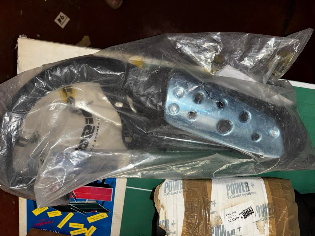 Echappement Tecnigas Silent Pro pour de nombreuses Peugeot, Vélos & Vélomoteurs, Pièces de cyclomoteur | Scooters, Peugeot, Pot d'échappement